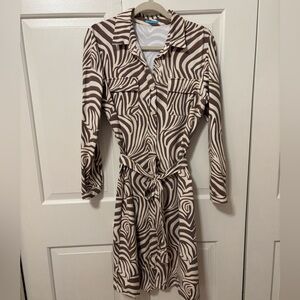 J. McLaughlin Brown and White Zebra Print Long Sleeve Dress